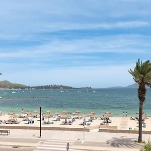 Apartment Beachfront Sivella By Sealand, Port de Pollenca